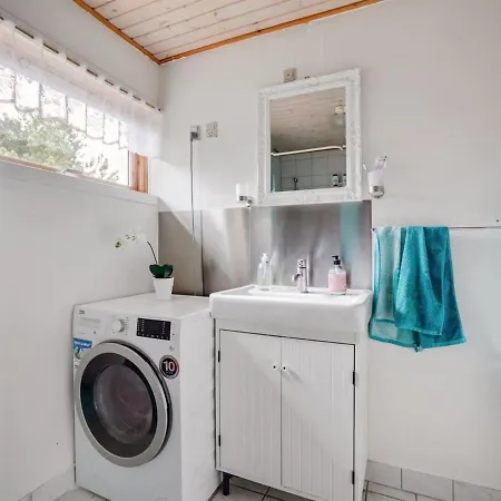 Ludvika - 350m From The Sea In Sealand By Interhome