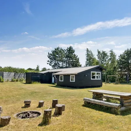 Ludvika - 350m From The Sea By Interhome Feriehus